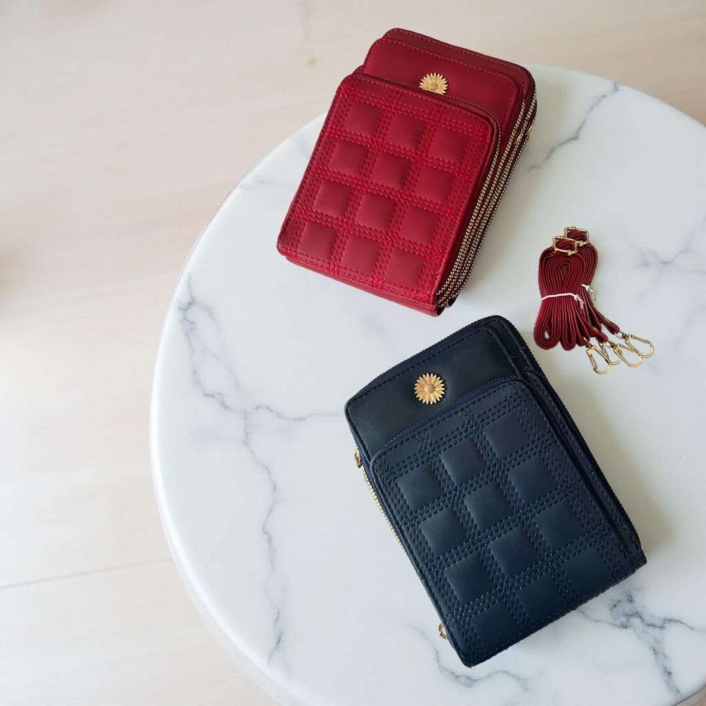 trending crossbody 3 section bag