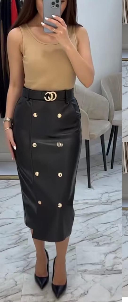 Double button Leather skirt