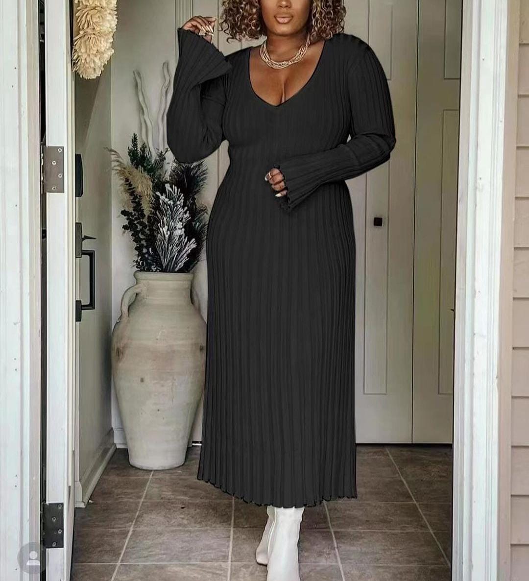 Pleated Open cuffs dress
