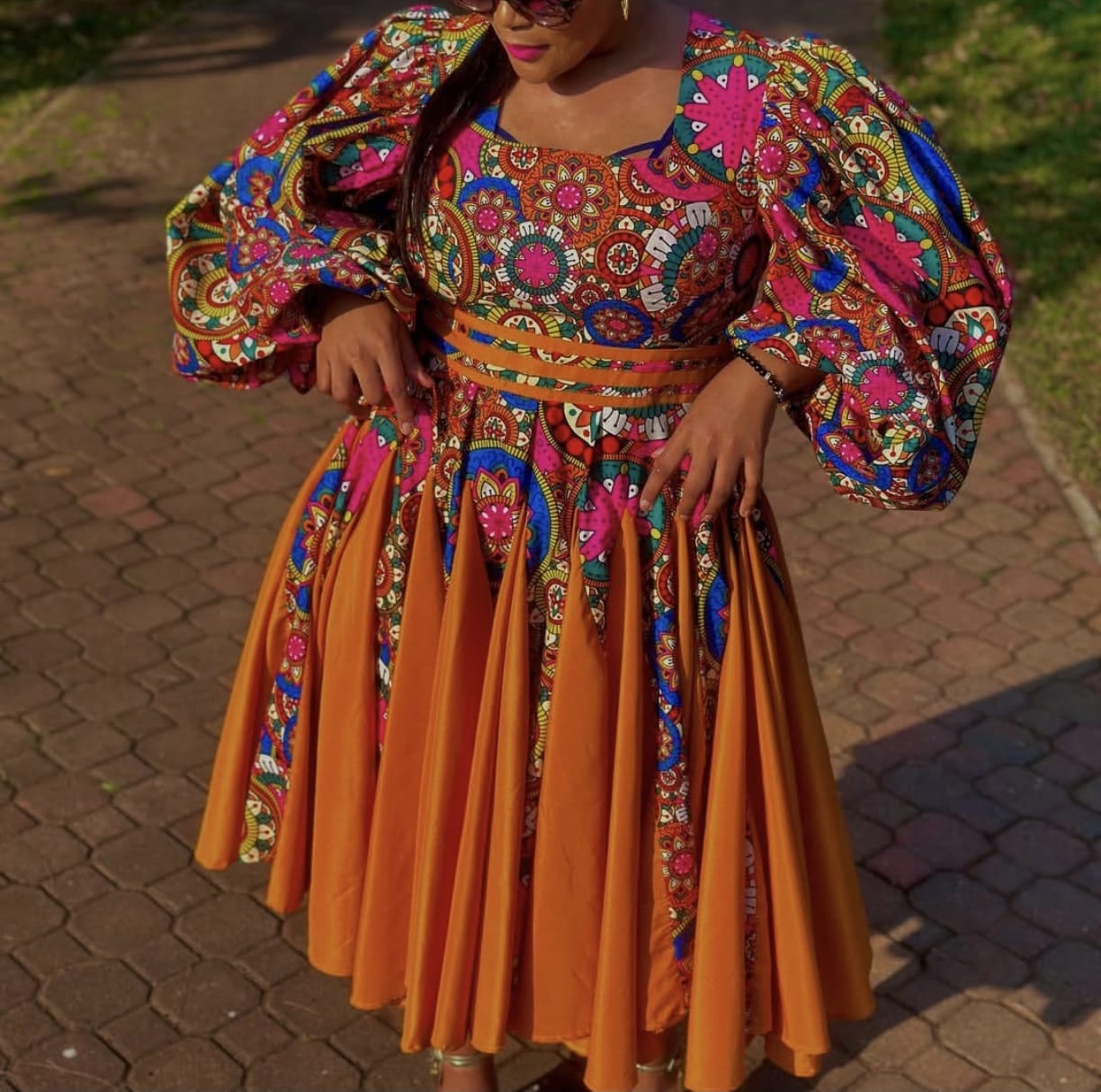 Long puff sleeves with the touch of tradition dress