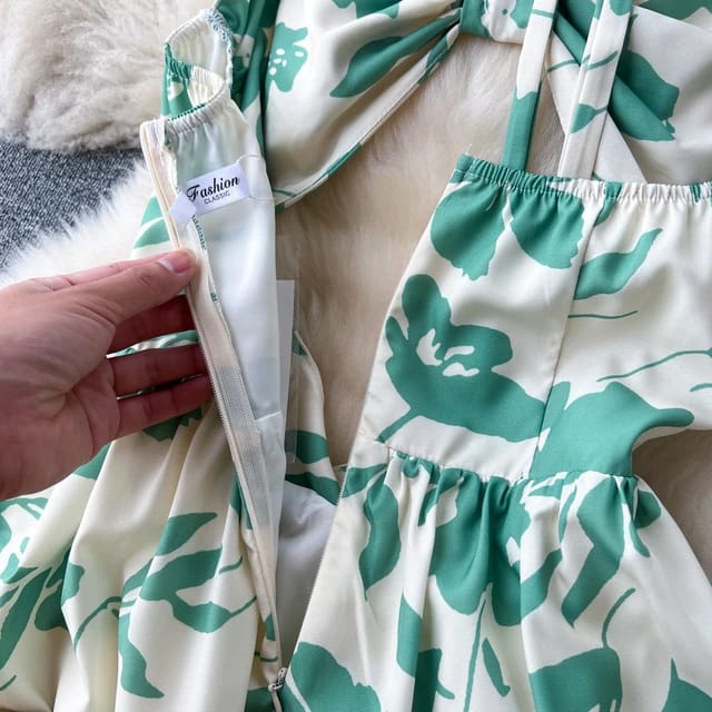 Sleeveless Open front relaxed dress