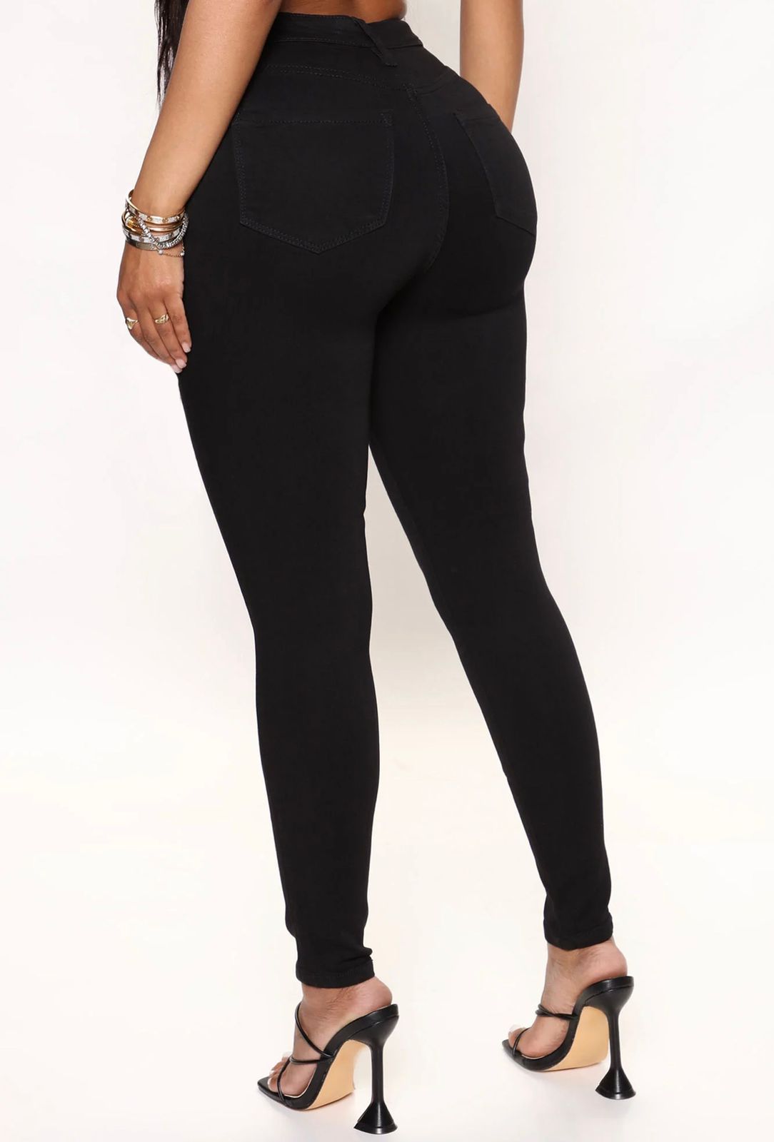 Black high waisted skinny jeans