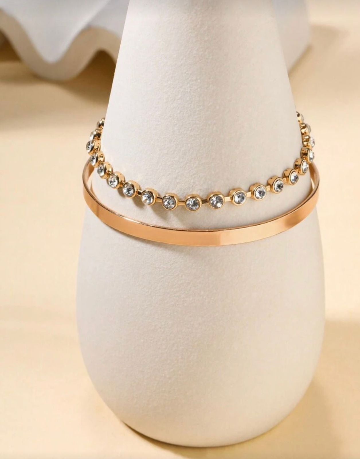 two piece set of wrist bands