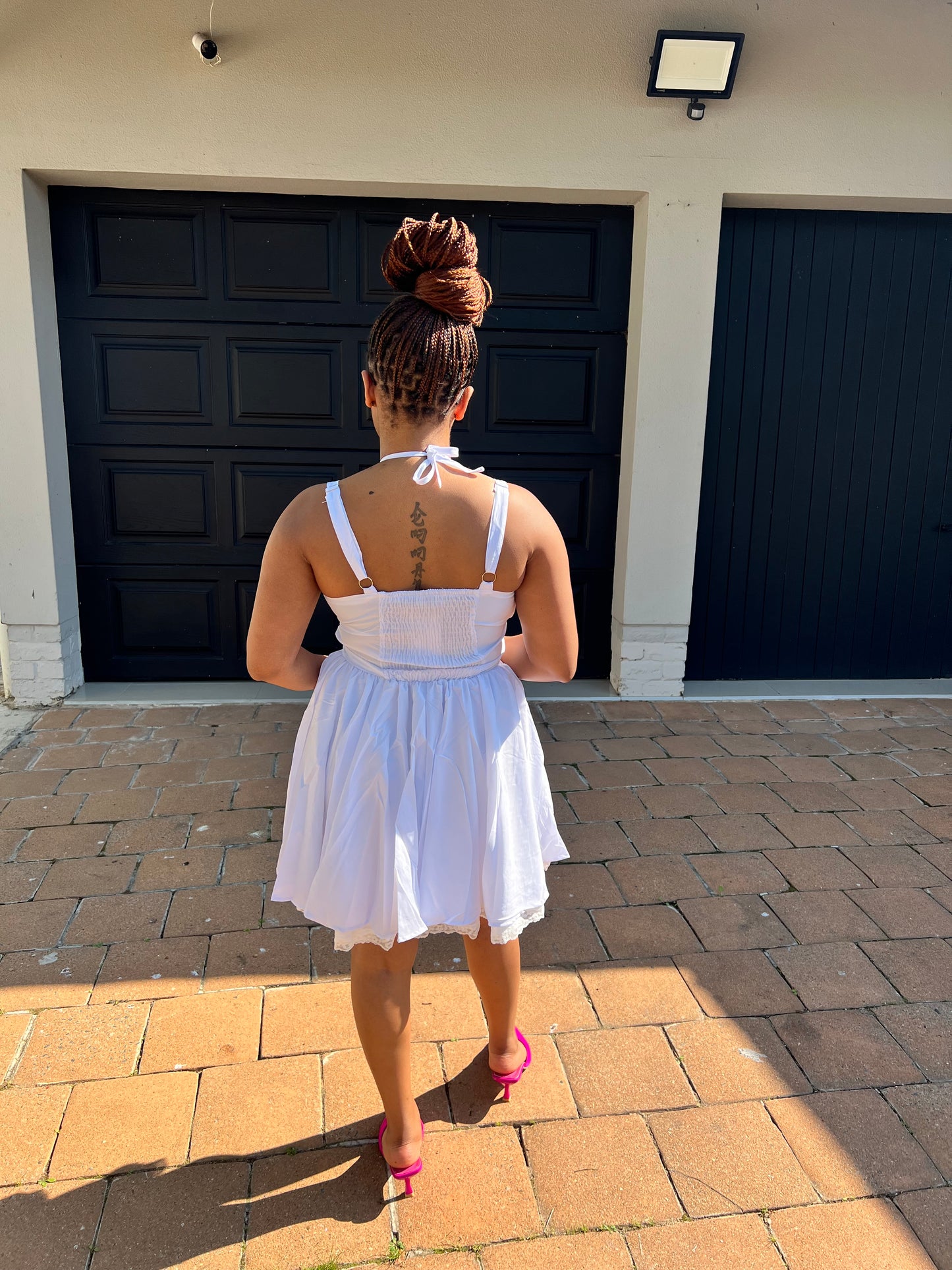 figure hug dress with the lace touch