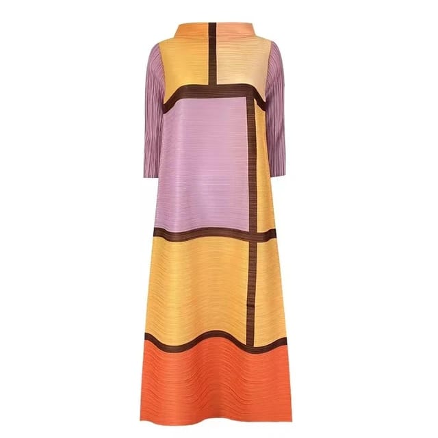 Fine pleats short sleeves dress