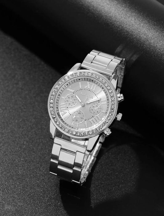 1pc Ladies Quartz Wristwatch With rhinestones