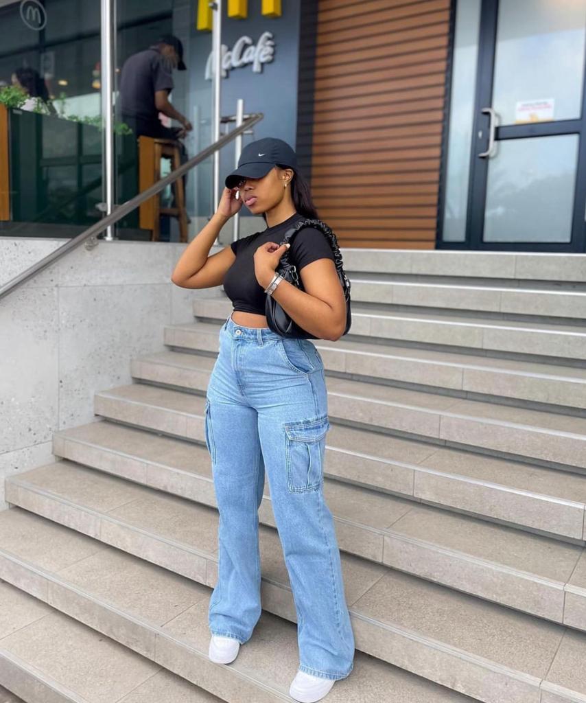 Halter neck crop top