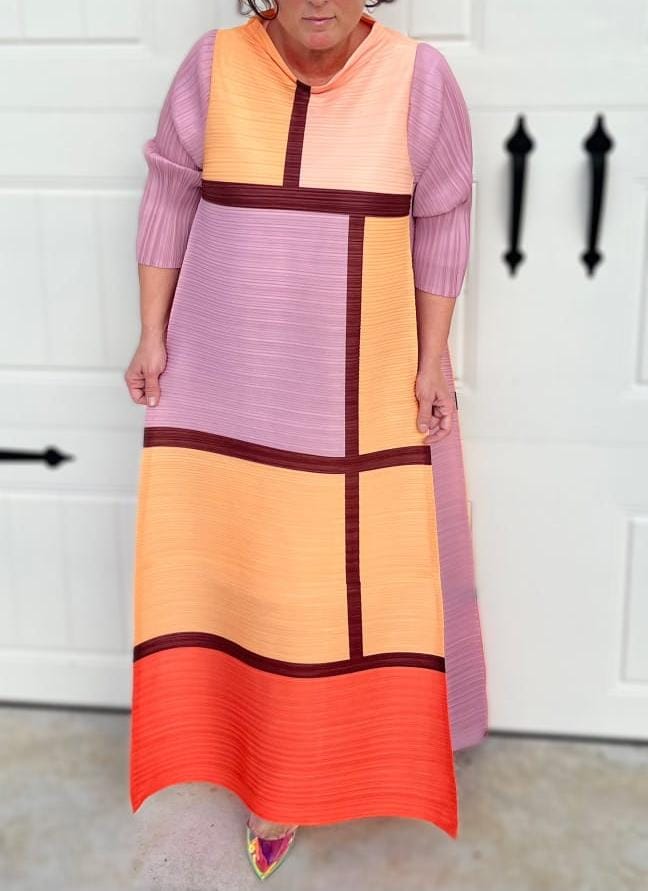 Fine pleats short sleeves dress