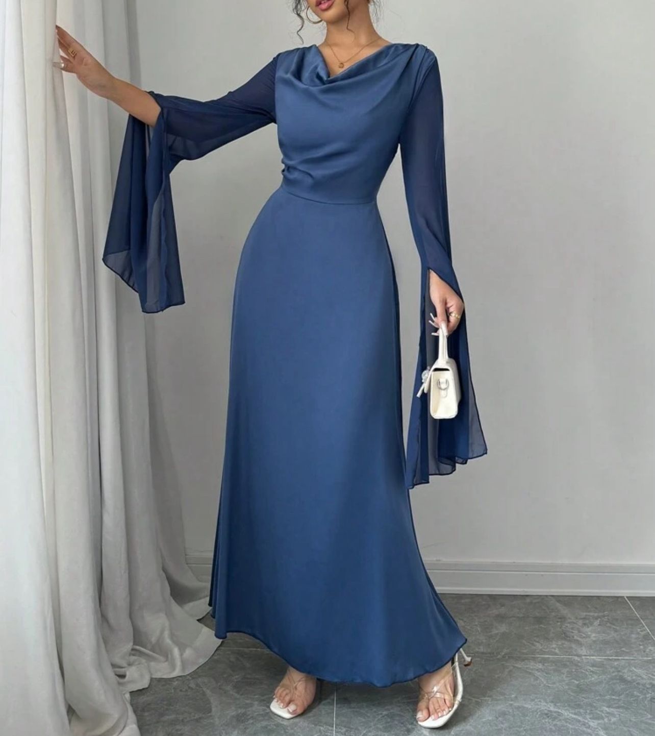 Long sleeve solid color elegant dress