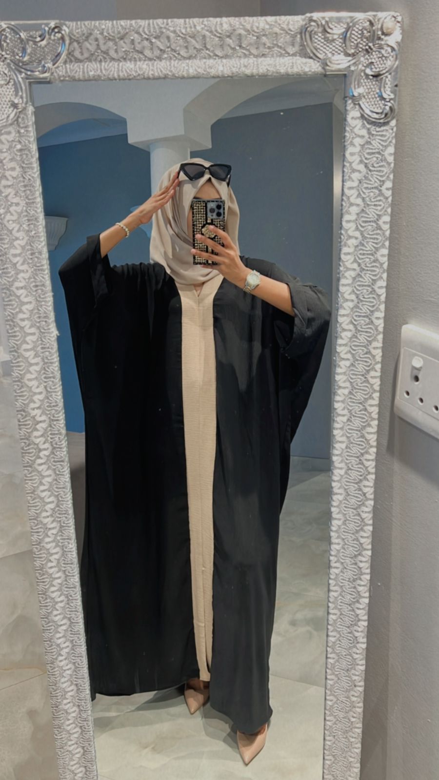 Elegant solid color kaftan dress
