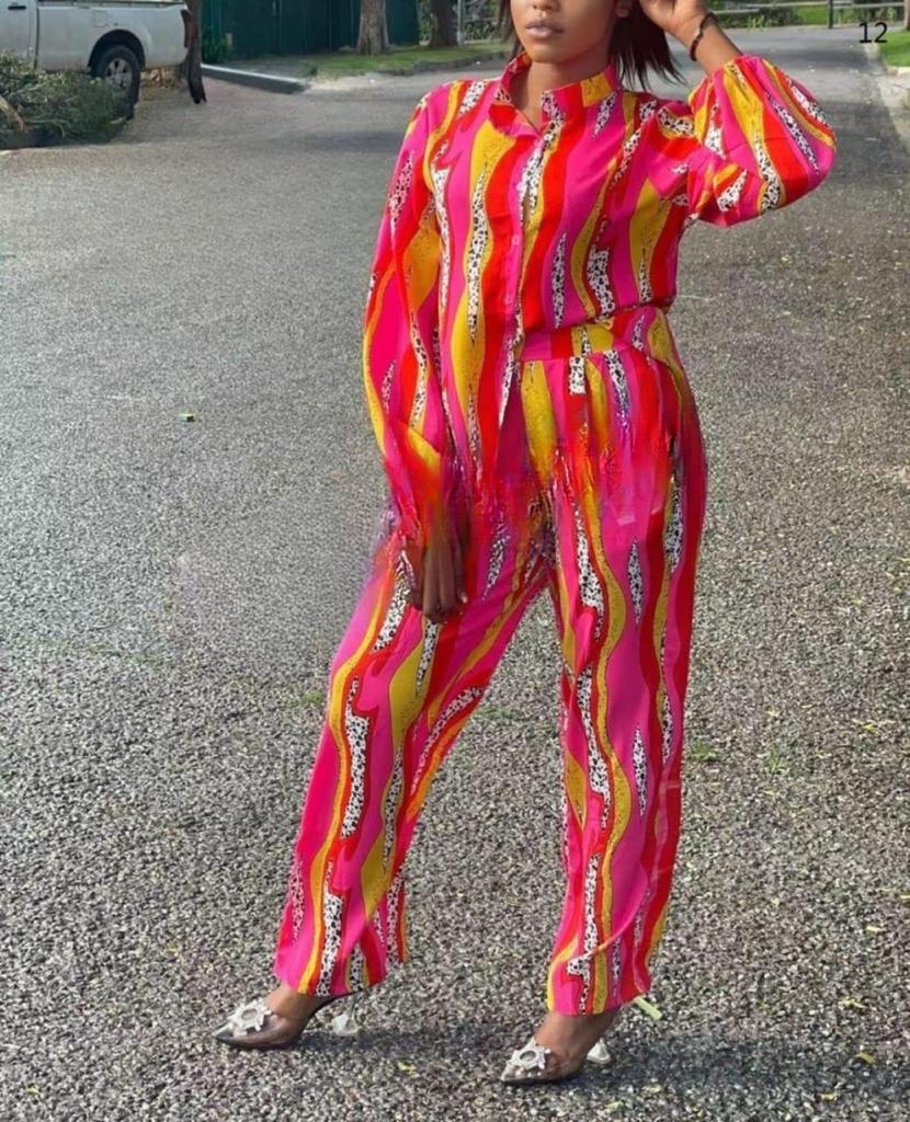 Multi tone two piece