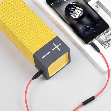 AUX premium audio auxiliary cable 1M.