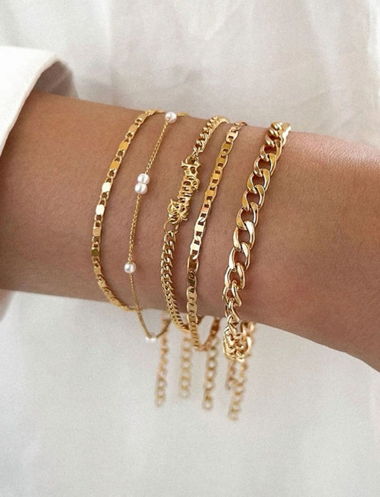 Personalized Pearl Chain Bracelets