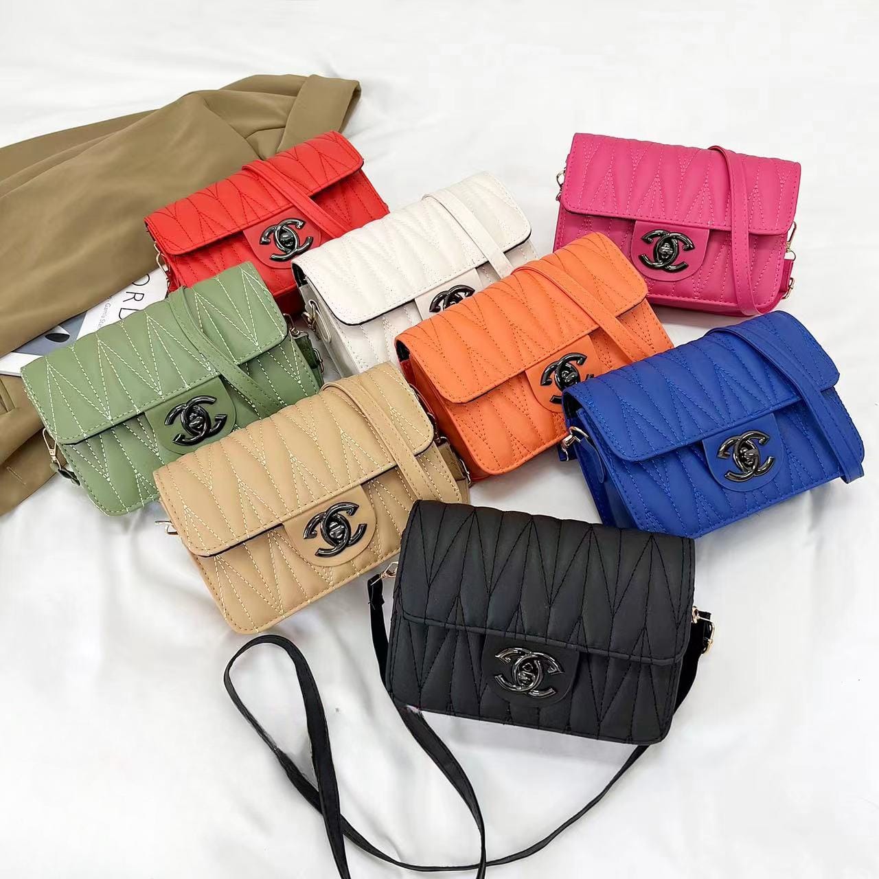 Solid color casual hand bag