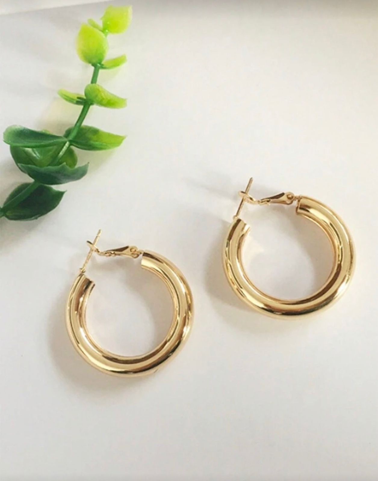 round earing
