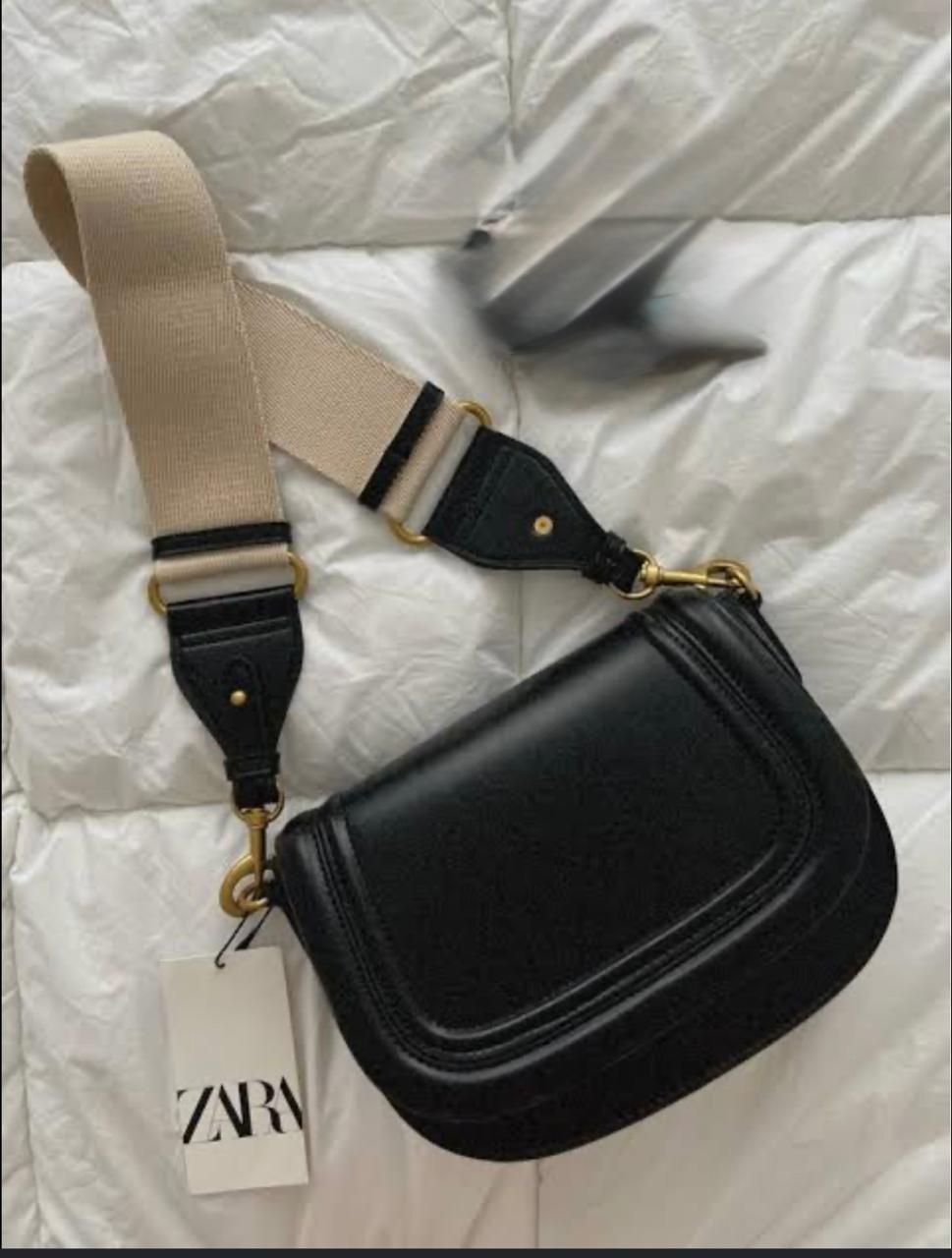 STRAP BAG