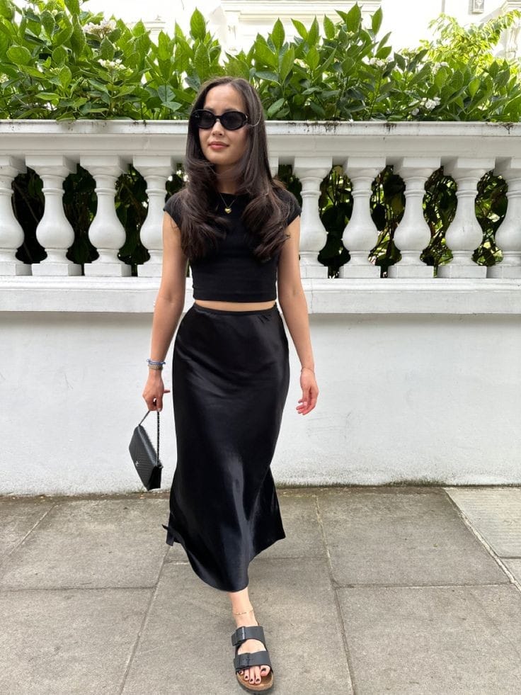 Midi Satin skirt