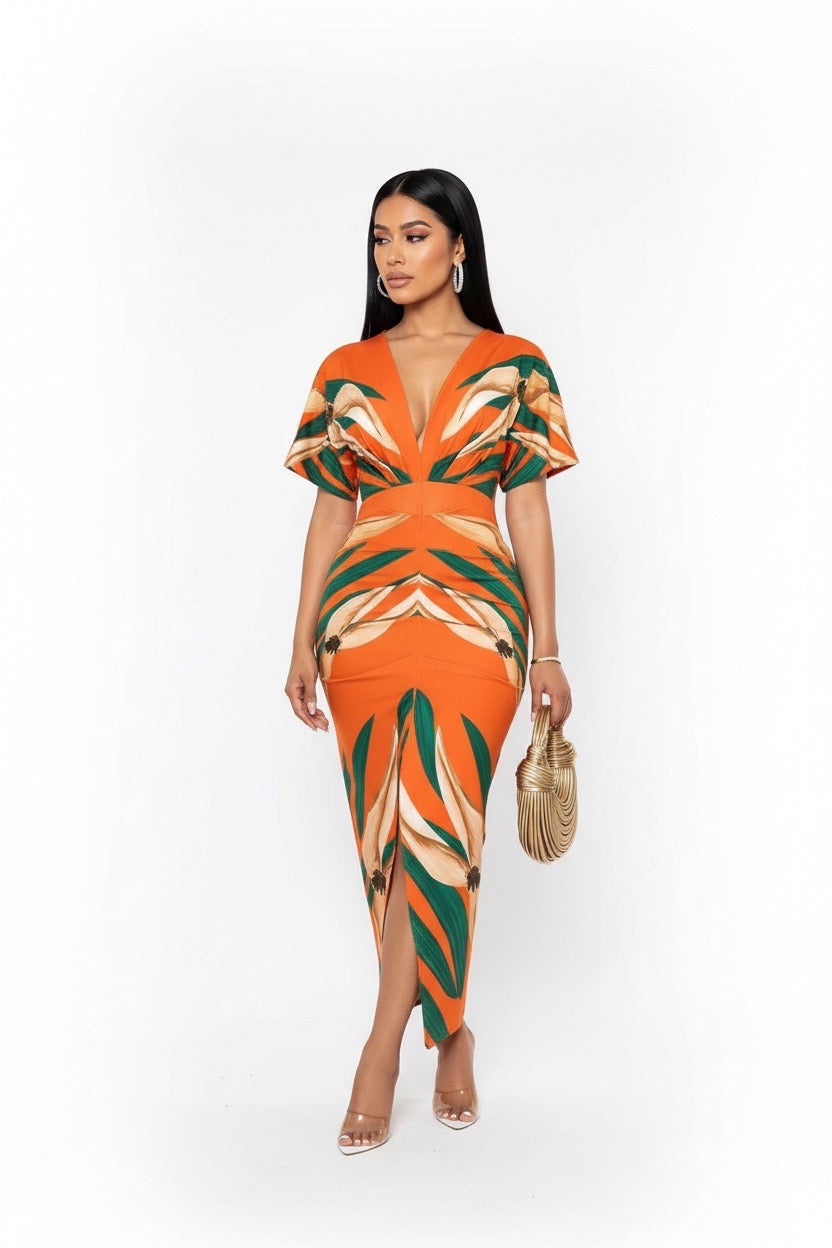 v-neck with zip at the bodycon dress