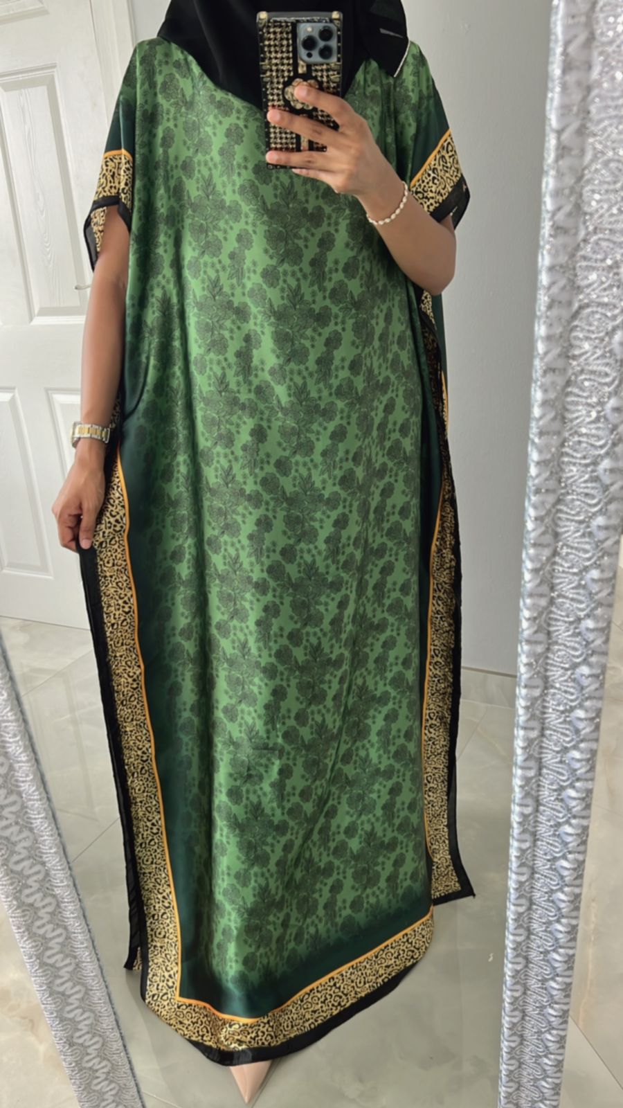 Green floral & animal print boarder kaftan