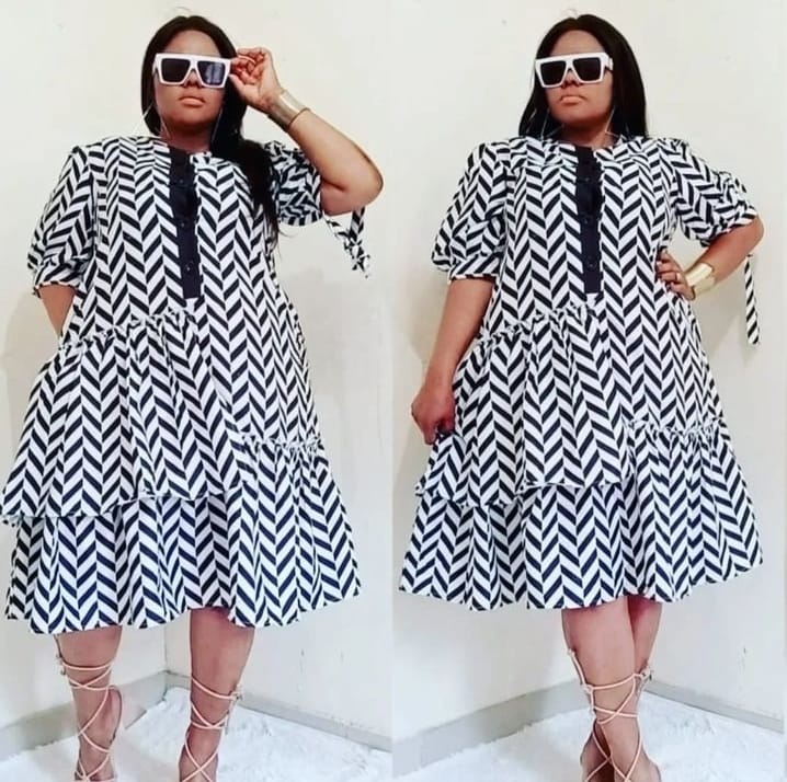 Geometric relaxed dress – ClothingCo