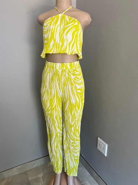 backless pleated two piece