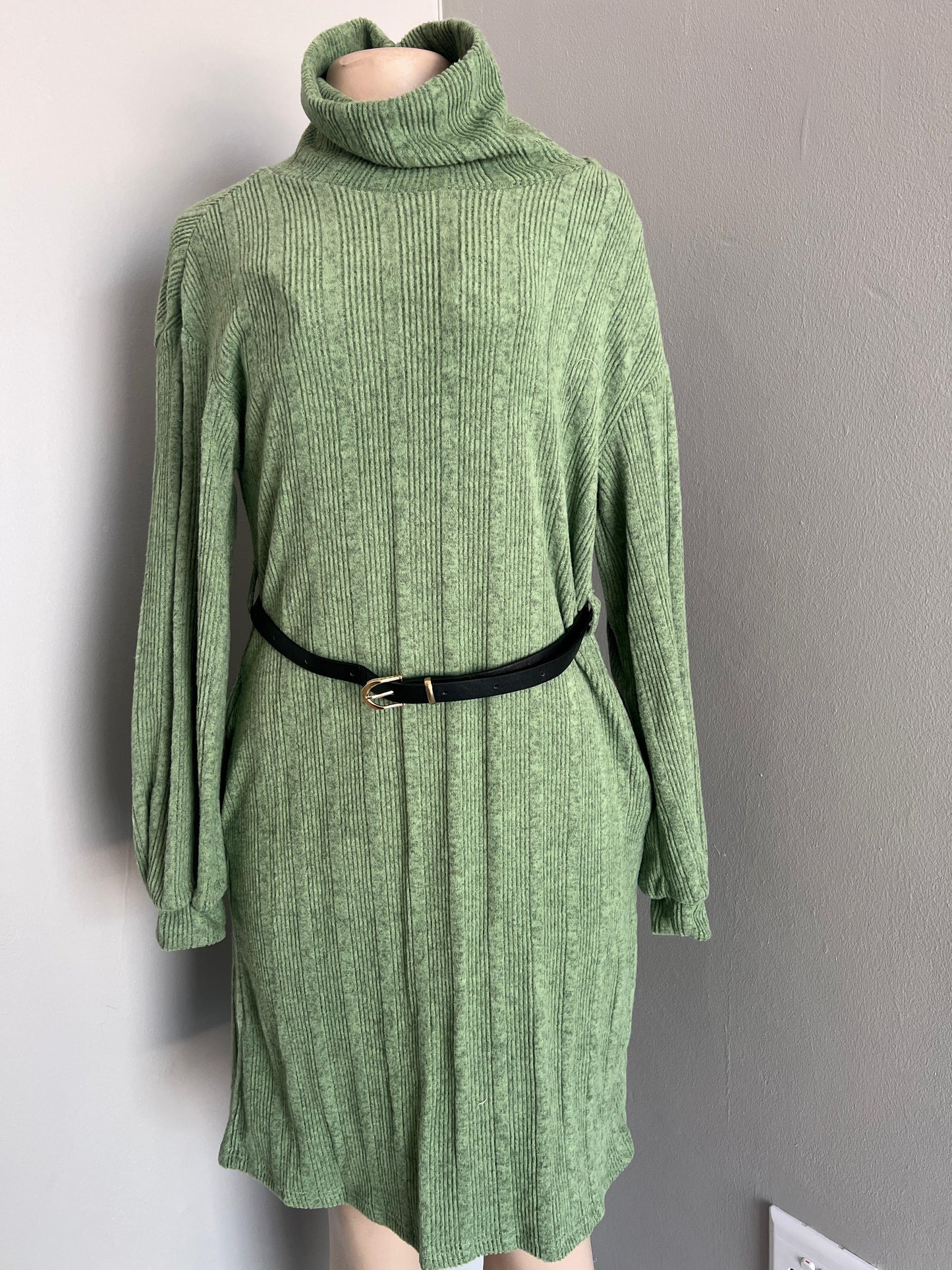 long sleeves warm  medium length dress