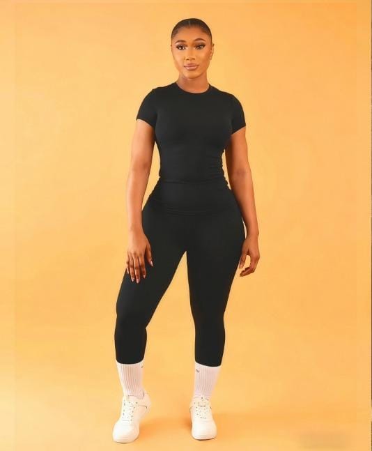 black sports gym set