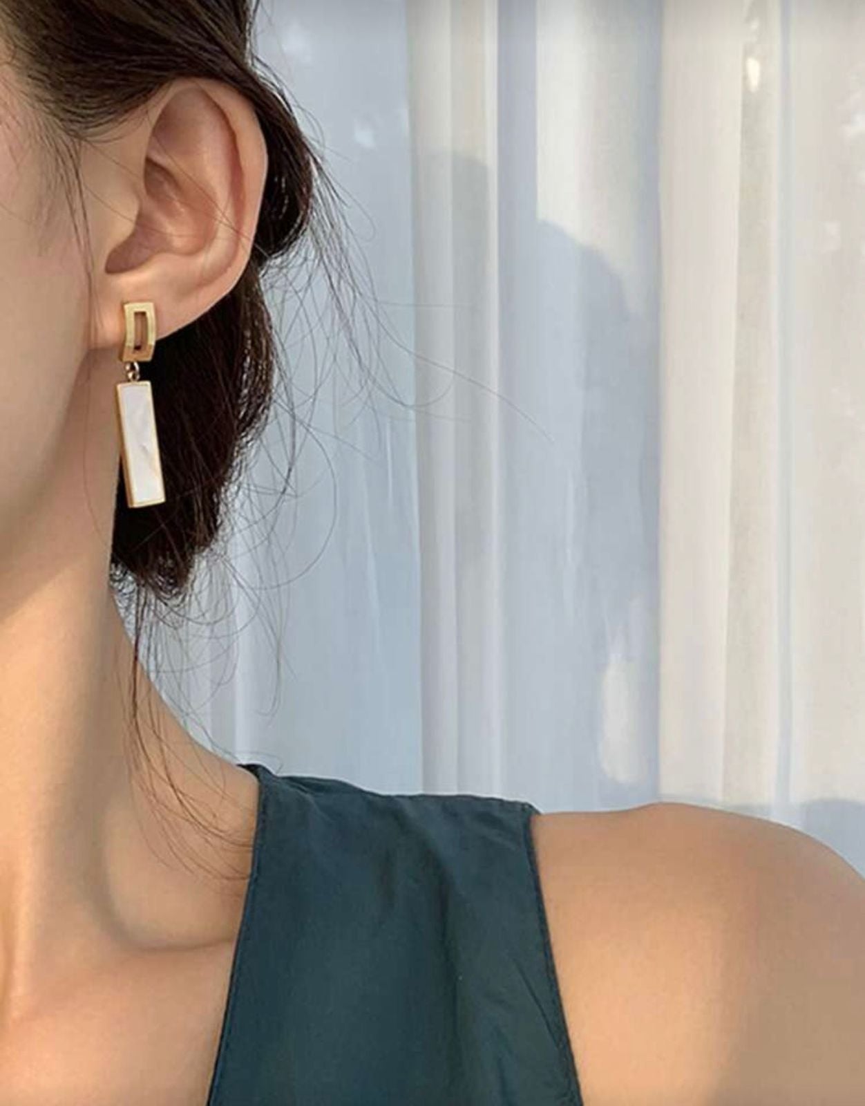 four corner designed earing