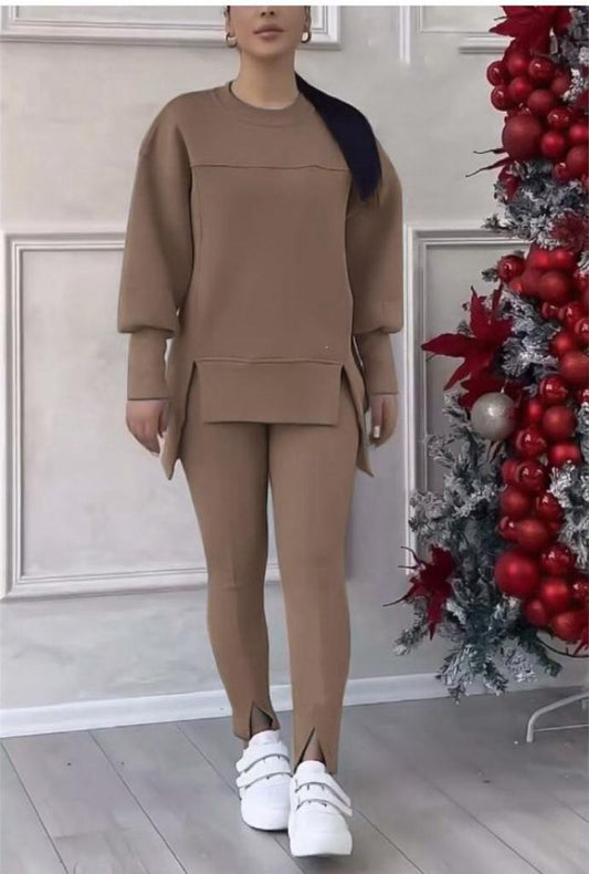 warm tracksuit with high and low top