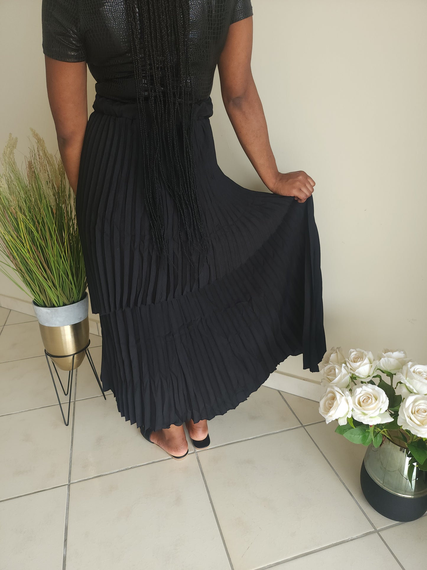 High low pleated skirt