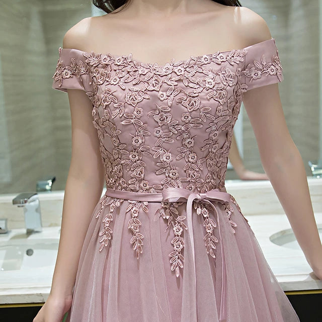 Off shoulder mesh 3 layer dress.