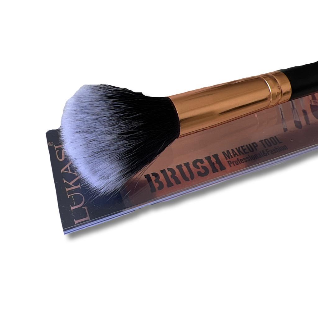 Foundation brush